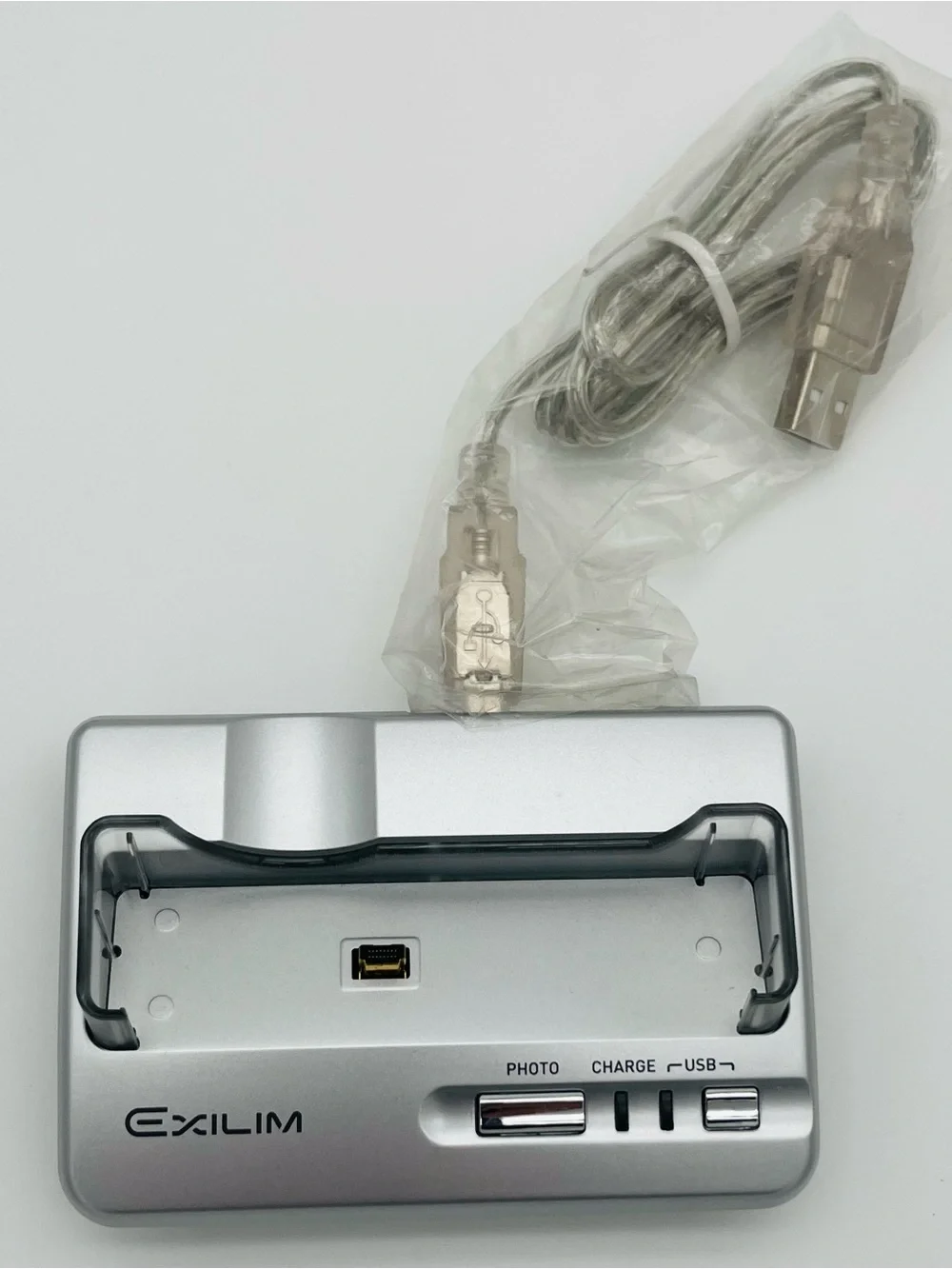 Casio USB Cradle CA-27 Digital Camera Charging Dock with Adaptor New, No Box